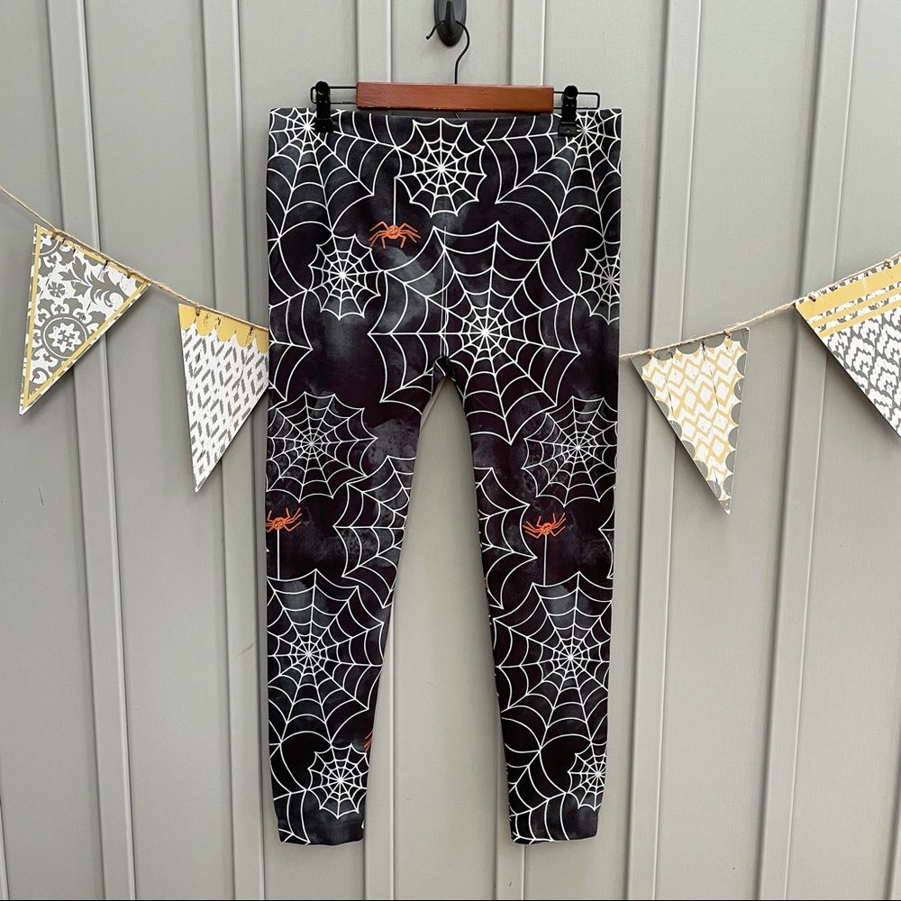 No Boundaries Halloween Leggings Black with Spiderwebs and Spiders Juniors XL